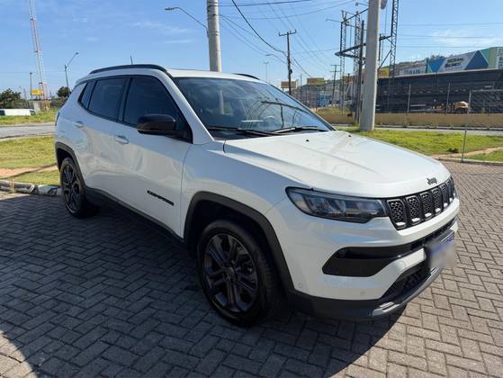JEEP COMPASS 1.3 T270 TURBO FLEX LONGITUDE AT6